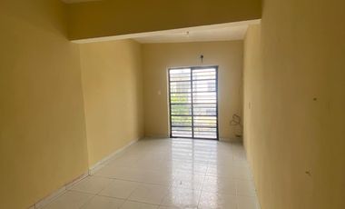 Casa en Venta en Los Fresnos I, Apodaca NL 3 Pisos 4 recamaras
