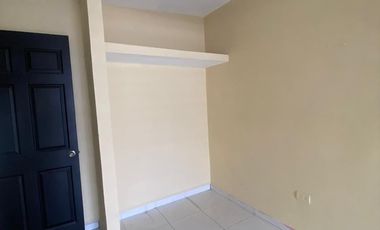 Casa en Venta en Los Fresnos I, Apodaca NL 3 Pisos 4 recamaras