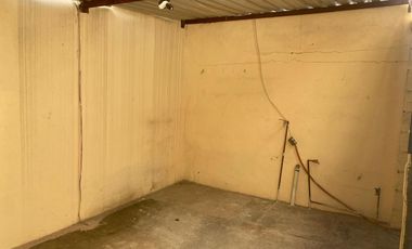 Casa en Venta en Los Fresnos I, Apodaca NL 3 Pisos 4 recamaras