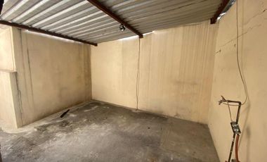 Casa en Venta en Los Fresnos I, Apodaca NL 3 Pisos 4 recamaras