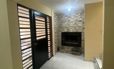 Casa en Venta en Los Fresnos I, Apodaca NL 3 Pisos 4 recamaras