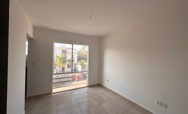 CASA EN CONDOMINIO EN RENTA $9,700.00 INCLUYE MATENIMIENTO