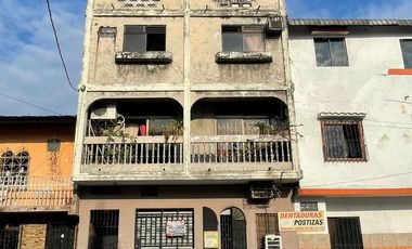 ALQUILO LOCAL COMERCIAL DE DOS AMBIENTES EN JOSE DE ANTEPARA Y ORIENTE. EXCELENTE UBICACION IDEAL PARA NEGOCIO O VIVIENDA