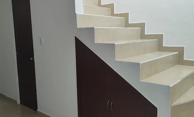 Rento casa en cuautlancingo en fracc. san rafael cerca VW y periférico