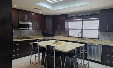 VENTA RESIDENCIA EN PORTALES DE ABADÍA