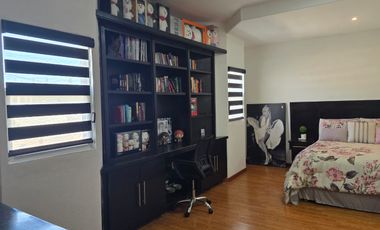 VENTA RESIDENCIA EN PORTALES DE ABADÍA