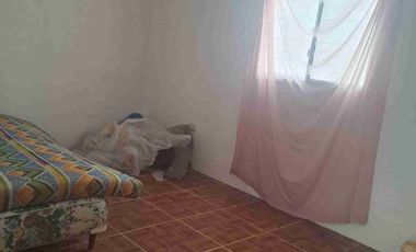 Salinas Frente a las Antenas de Tv Cable.