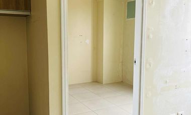 Rush LOWEST SALE  OR RENT One large bedroom with parking   NEWLY RENOVATED at Avida Prime Taft  Manila