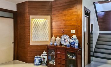 5 Bedrooms House for Sale in Minglanilla