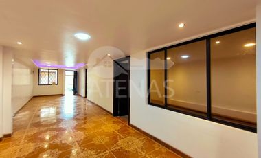 CASA AMPLIA EN RENTA, BAÑOS - CANCHAS SUAREZ