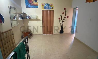 Venta de Casa de 4 dormitorios a reciclar en Barrio Belgrano