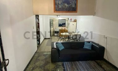 Venta de Casa de 4 dormitorios a reciclar en Barrio Belgrano