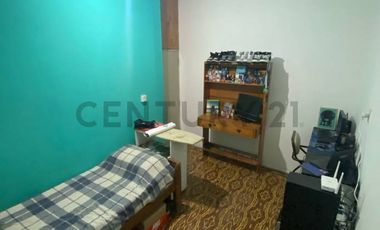 Venta de Casa de 4 dormitorios a reciclar en Barrio Belgrano