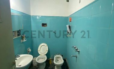 Venta de Casa de 4 dormitorios a reciclar en Barrio Belgrano