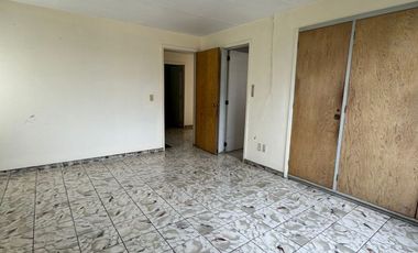 CASA EN RENTA, COL. LADRON DE GUEVARA
