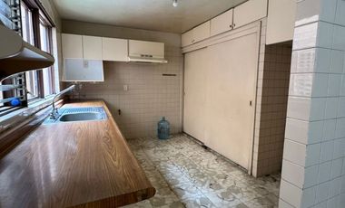 CASA EN RENTA, COL. LADRON DE GUEVARA