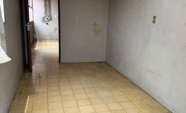 CASA EN RENTA, COL. LADRON DE GUEVARA