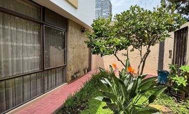 CASA EN RENTA, COL. LADRON DE GUEVARA