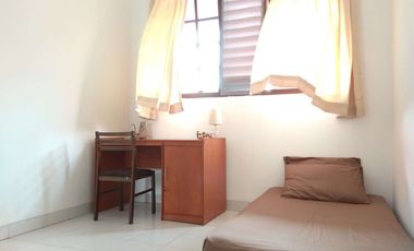 Di JUAL rumah siap murah tengah kota