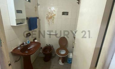 Venta de Casa a reciclar en planta baja