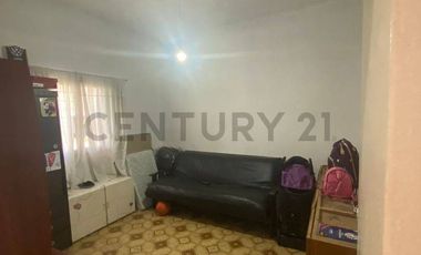 Venta de Casa a reciclar en planta baja