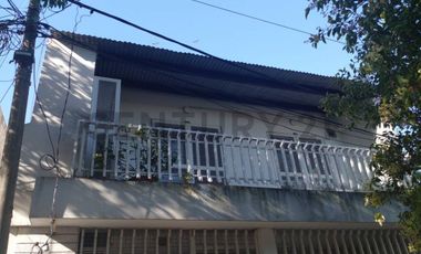 Venta de Casa de 3 dormitorios en Barrio Jorge Cura