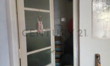 Venta de Casa de 3 dormitorios en Barrio Jorge Cura