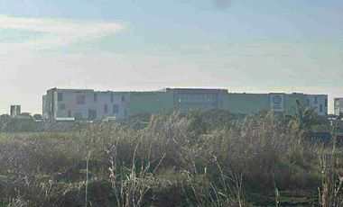 Commercial or Mixed use along the High way