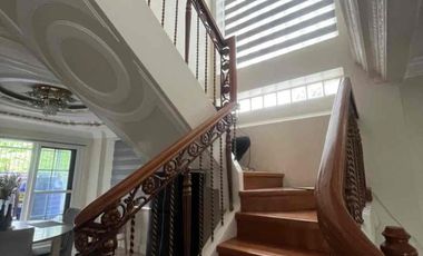 Modern House for rent