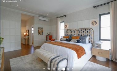 Setthasiri Bangna Km.10: 59.30sqwah 247sqm. 4bed 4bath Sell: 29,900,000 Rent: 180,000/mth. Am: 065619----