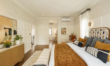 Setthasiri Bangna Km.10: 59.30sqwah 247sqm. 4bed 4bath Sell: 29,900,000 Rent: 180,000/mth. Am: 065619----