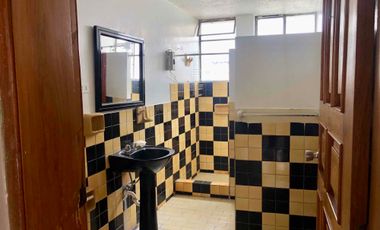 🏡 Casa en venta en Ibarra – Ideal para vivir e invertir, uso residencial o comercial