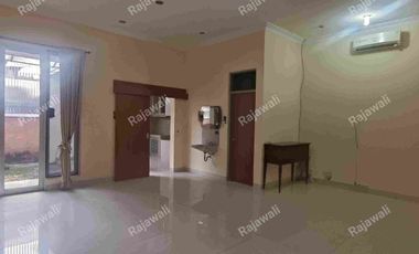 Disewa Rumah Furnished Siap Huni dekat Stasiun Tanah Abang