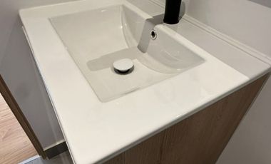 Venta apartamento en North Point Lift.   ¡Inversión lista para rentar!