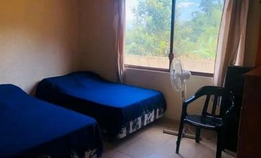 Venta de Quinta con Piscina Urbanización Cascada Azul, Pedro Vicente Maldonado