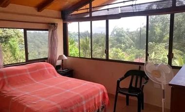 Venta de Quinta con Piscina Urbanización Cascada Azul, Pedro Vicente Maldonado