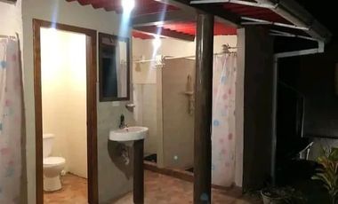 Venta de Quinta con Piscina Urbanización Cascada Azul, Pedro Vicente Maldonado