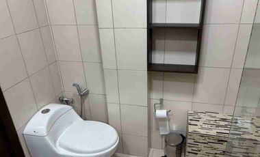 DEPARTAMENTO SEMIAMOBLADO DE ALQUILER EN - KM. 5 1/2 VÍA SAMBORONDÓN