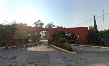 CASA EN RECUPERACIÓN BANCARIA EN CALLE ALAMOS, COND. LOS PORTALES, TULTITLÁN, EDOMEX. ¡NO SE ACEPTAN CRÉDITOS!