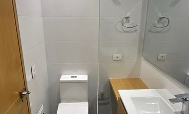 Venta apartamento en North Point House.  Espacio, confort y exclusividad!