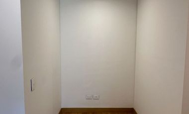 Venta apartamento en North Point House.  Espacio, confort y exclusividad!