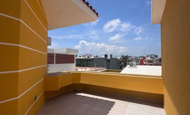 CASA EN COSTA DE ORO