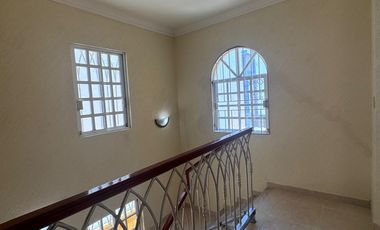 CASA EN COSTA DE ORO