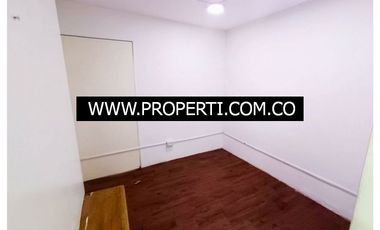 Casa Comercial en Arriendo Sector Conquistadores - Laureles