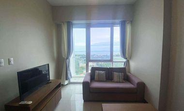 One Bedroom Beach Condo in 8 Newtown Boulevard Viewing Ocean