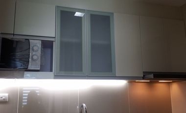 One Bedroom Beach Condo in 8 Newtown Boulevard Viewing Ocean