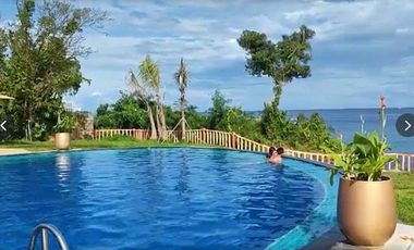 One Bedroom Beach Condo in 8 Newtown Boulevard Viewing Ocean