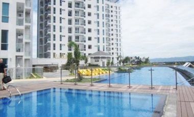 One Bedroom Beach Condo in 8 Newtown Boulevard Viewing Ocean