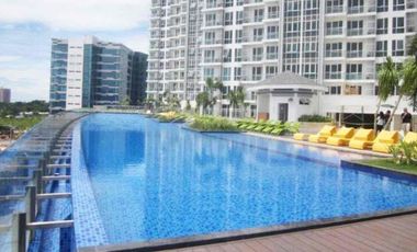 One Bedroom Beach Condo in 8 Newtown Boulevard Viewing Ocean