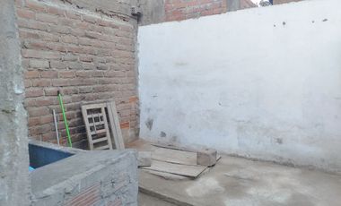 VENTA DE CASA EN CASCO EN MORON, CHACLACAYO